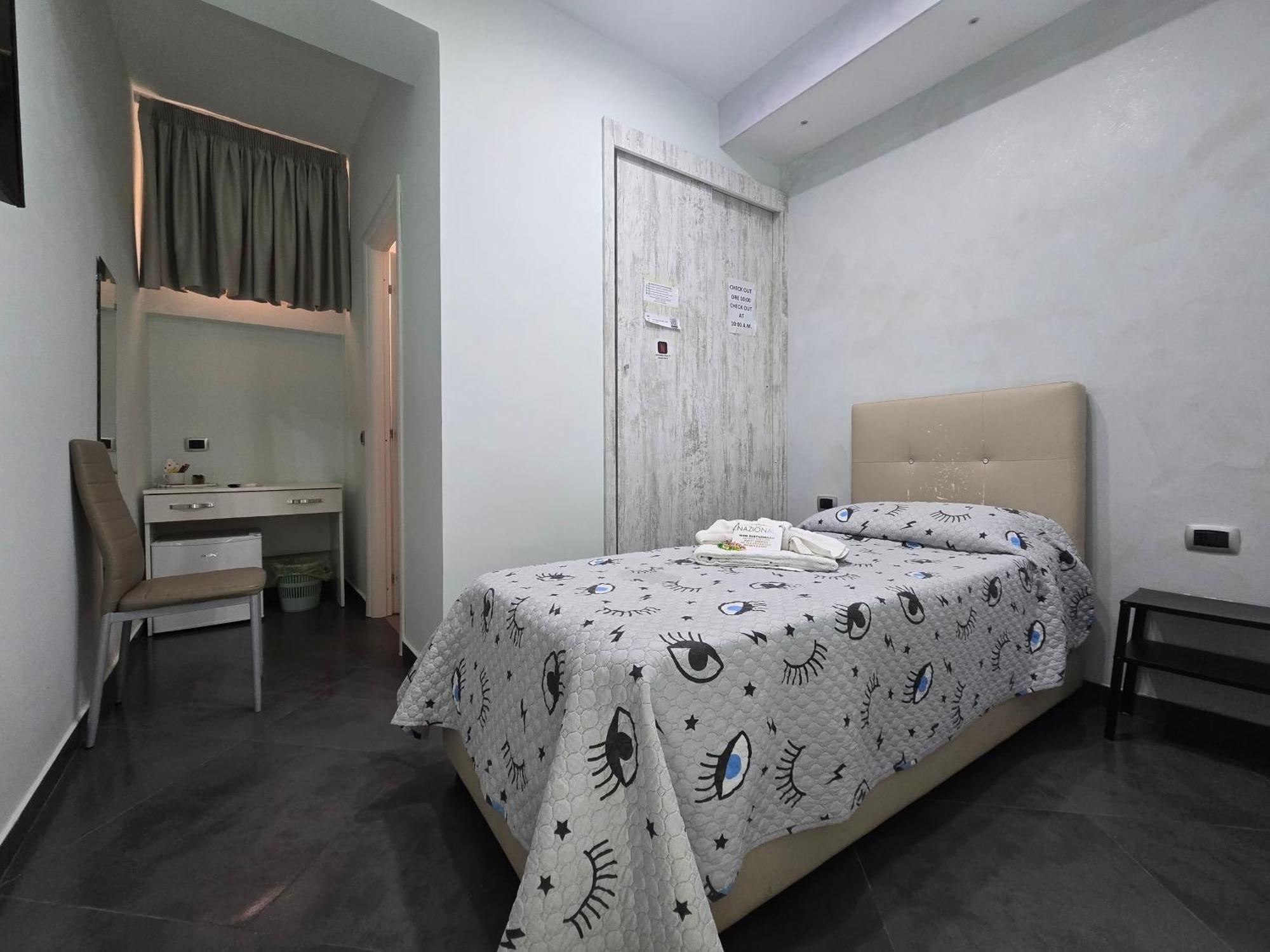 B&B Nazionale Napoli Ngoại thất bức ảnh