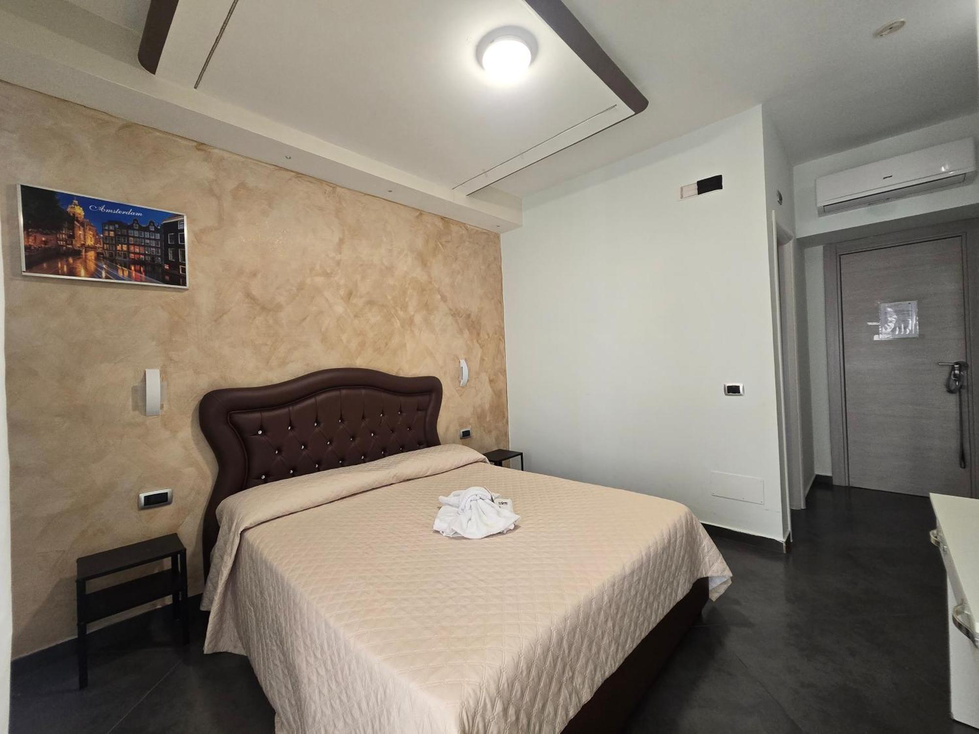 B&B Nazionale Napoli Ngoại thất bức ảnh