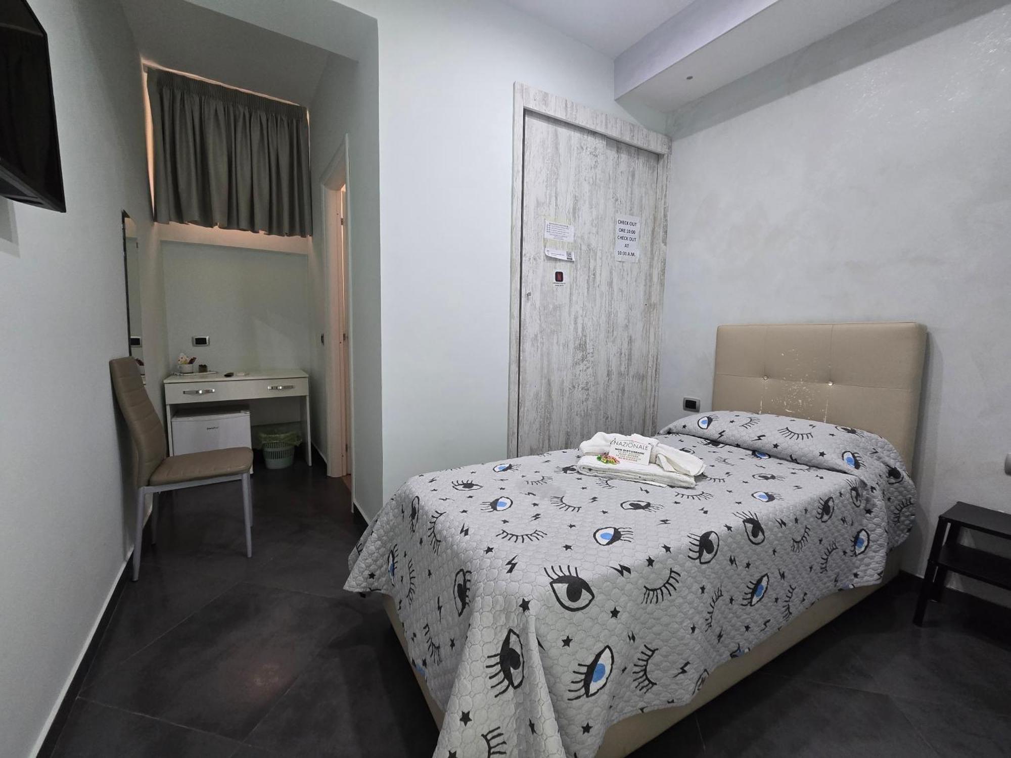 B&B Nazionale Napoli Ngoại thất bức ảnh